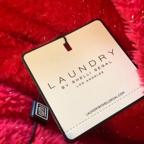 🆕 NWT - LAUNDRY by SHELLI SEGAL Red with Silver Metallic Hooded House Coat/Cape - Picture 7 of 9